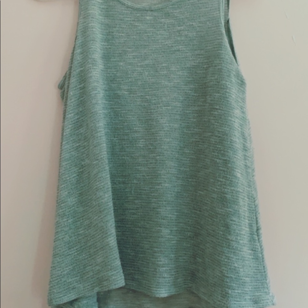 Off the shoulder Aeropostale shirt! 💙